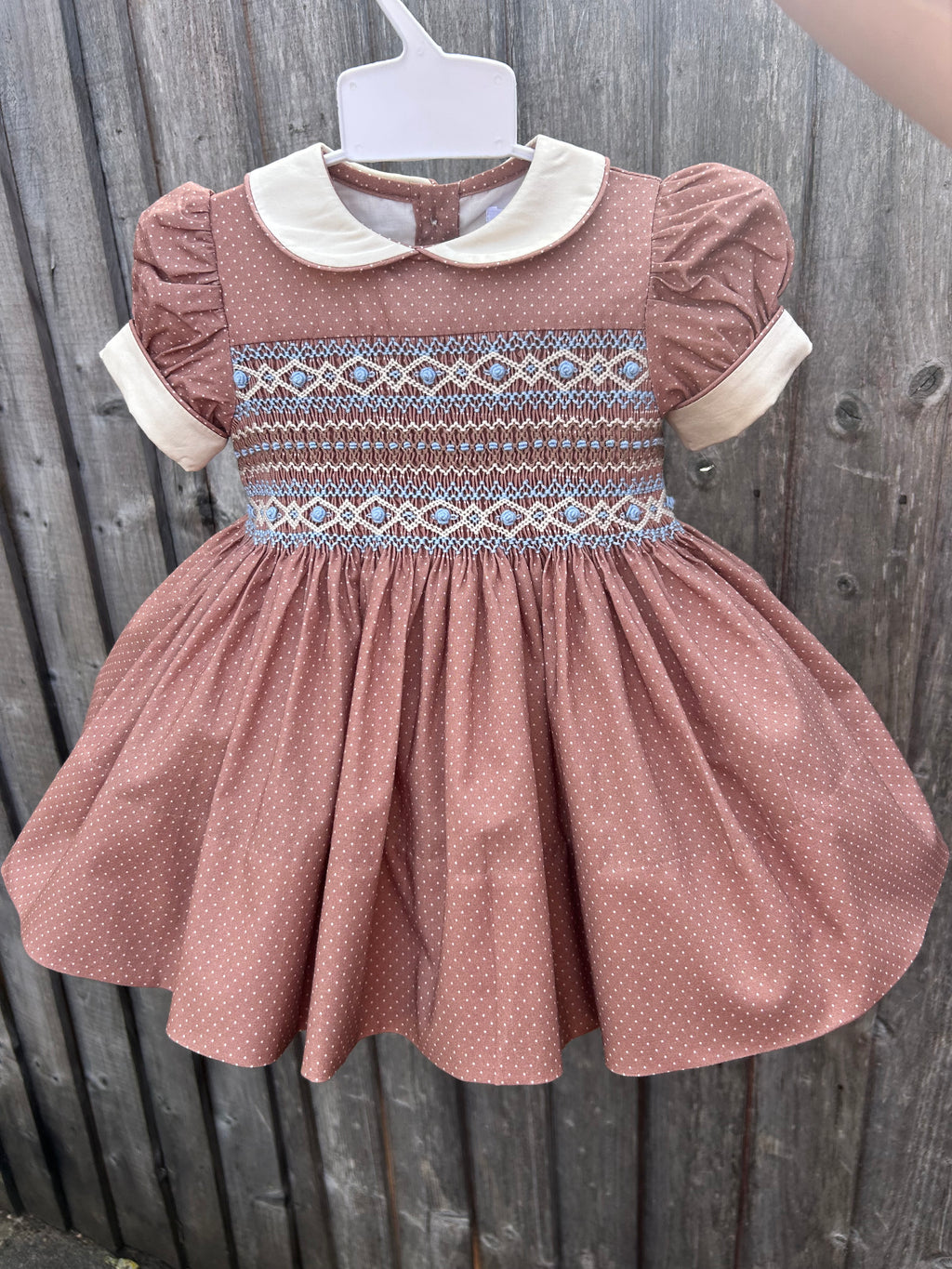 Brown dotty
