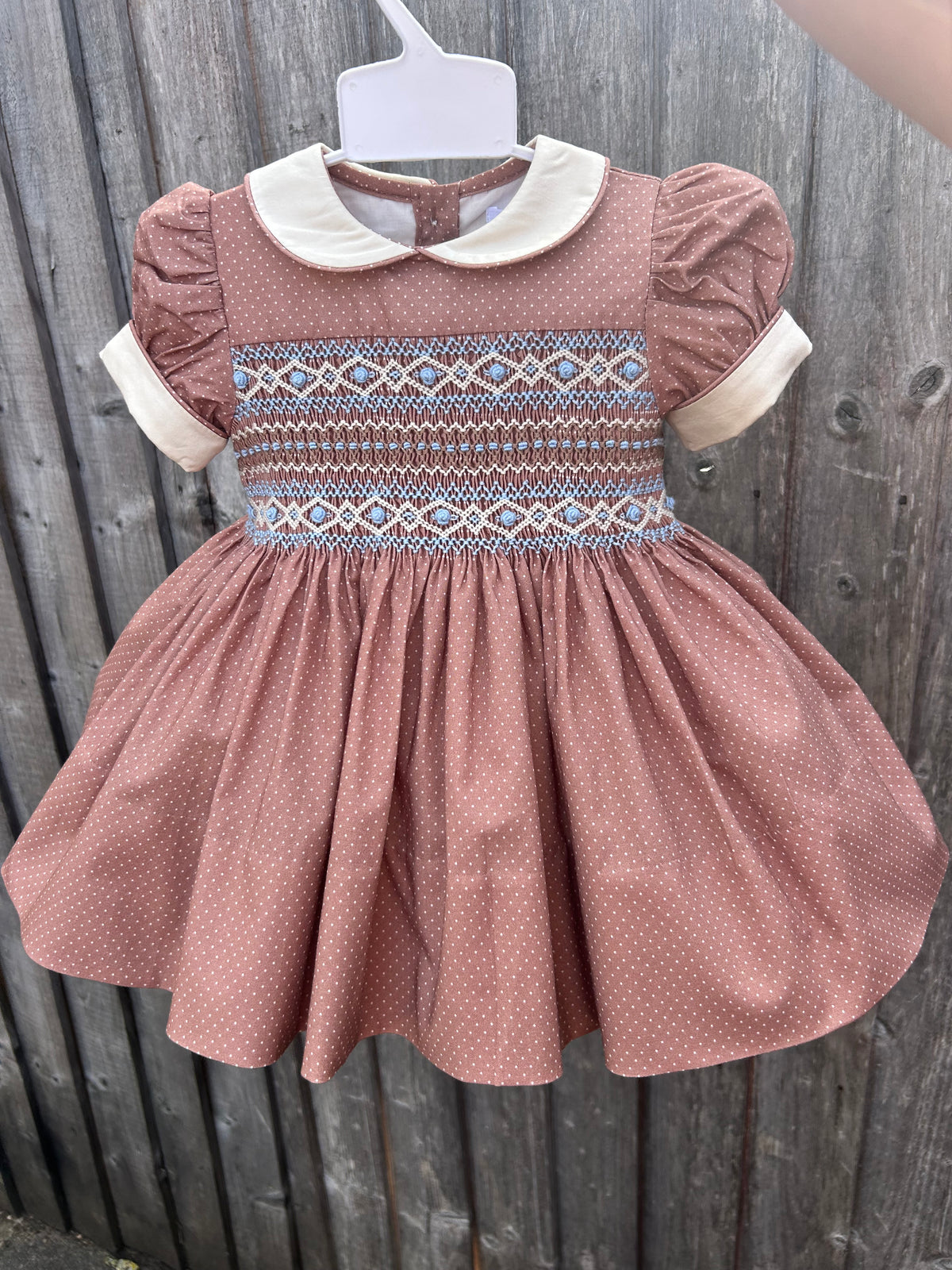Brown dotty