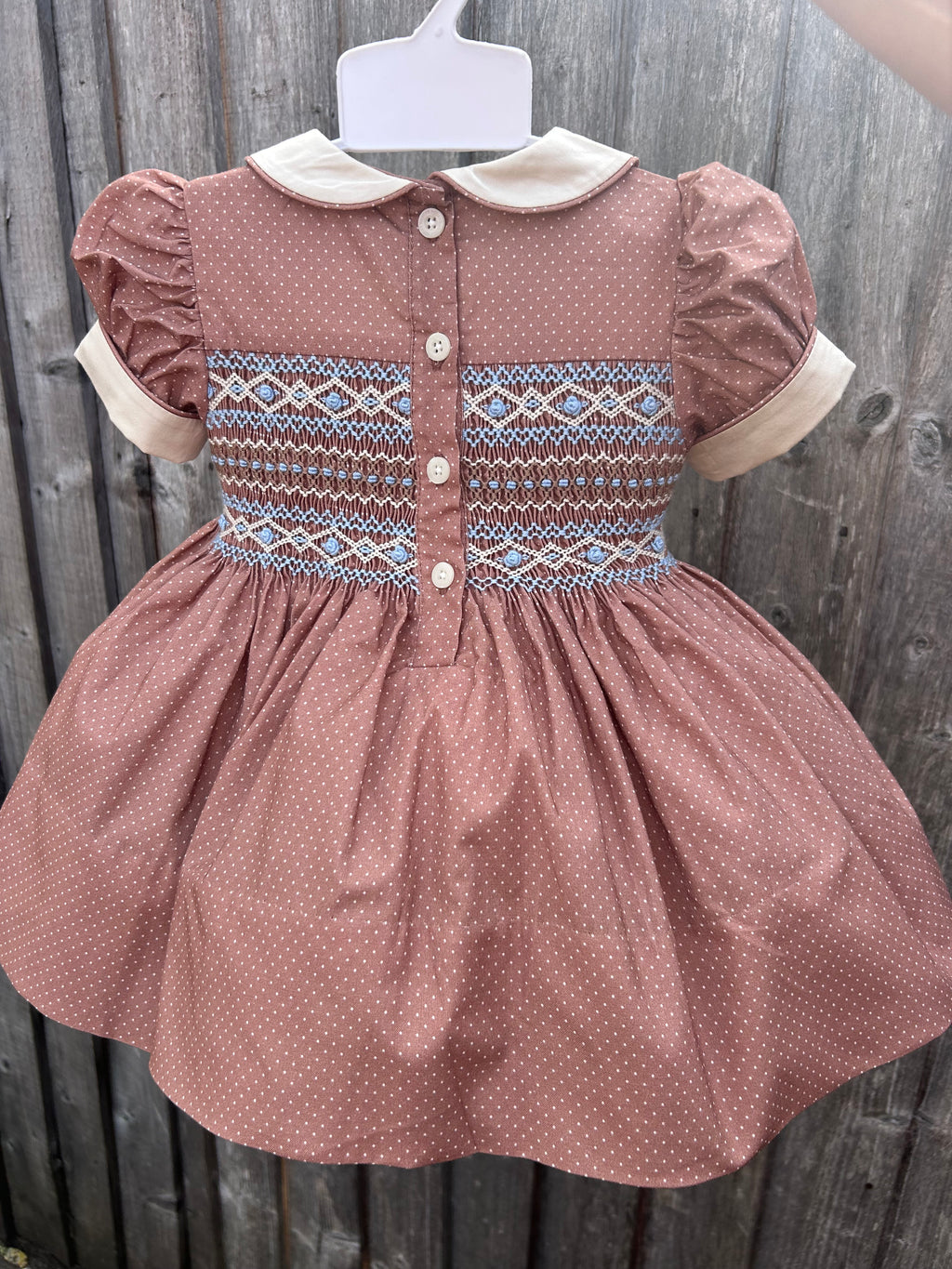 Brown dotty