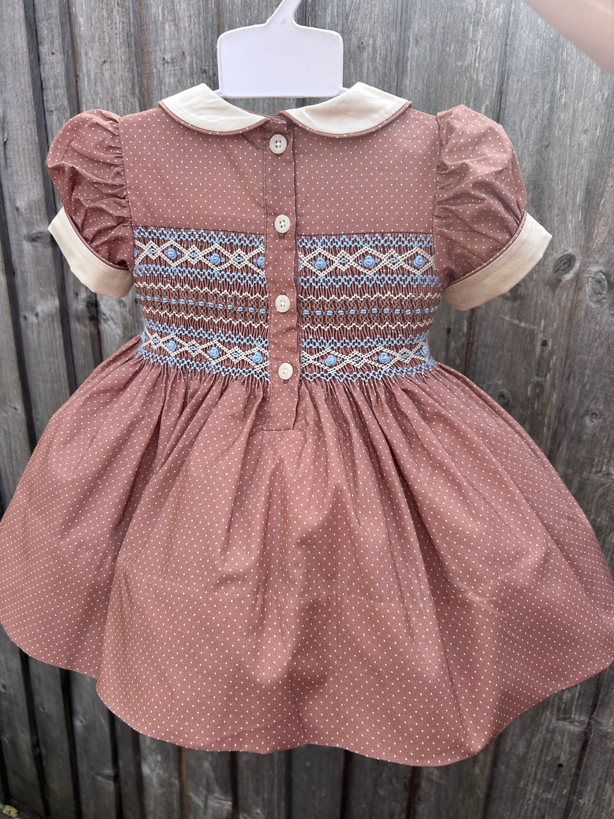 Brown dotty
